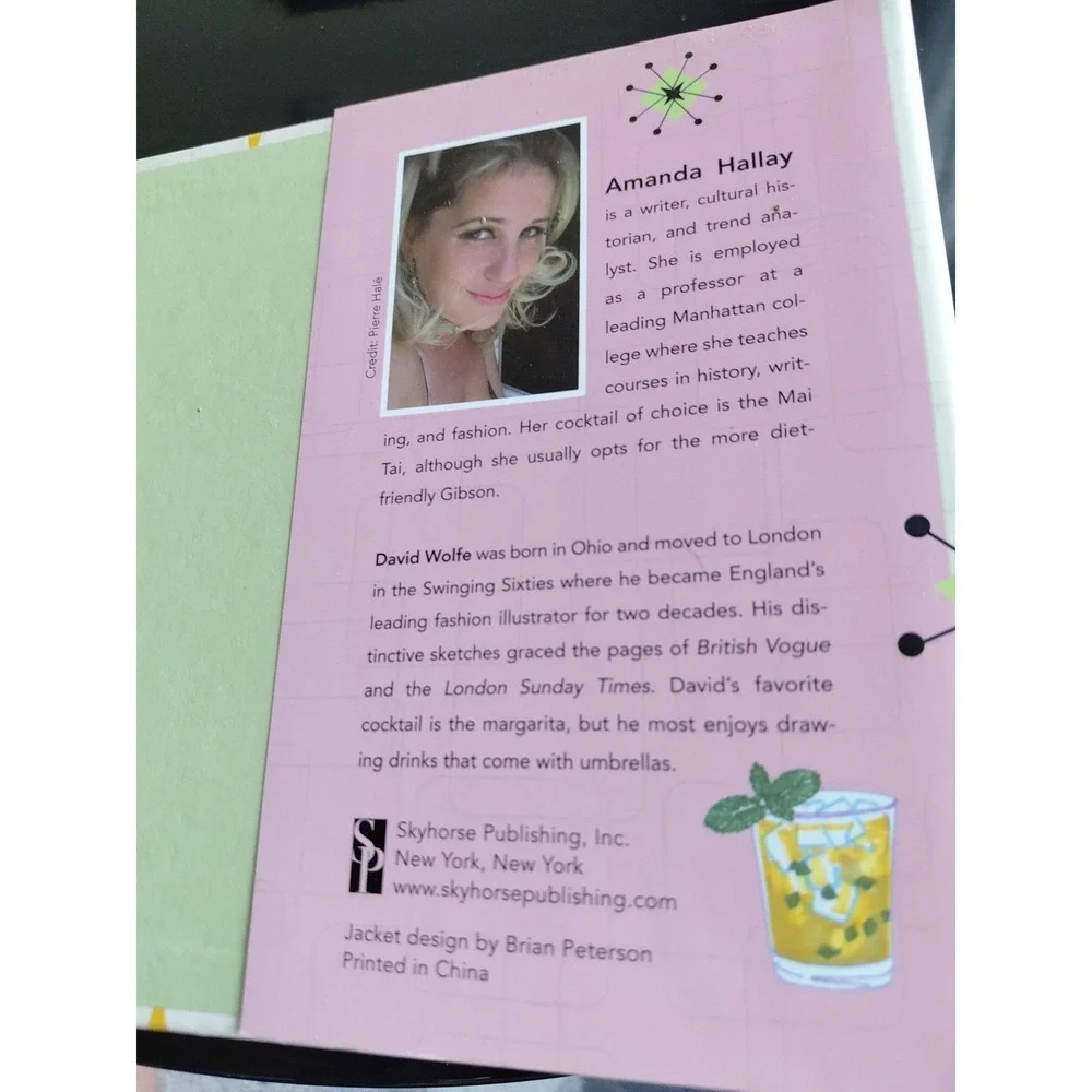 Vintage Cocktails : Retro Recipes for the Home Mixologist by Amanda Hallay...